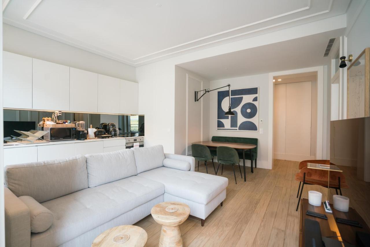 Luxury Condo In Heart Of Baixa-Chiado リスボン エクステリア 写真