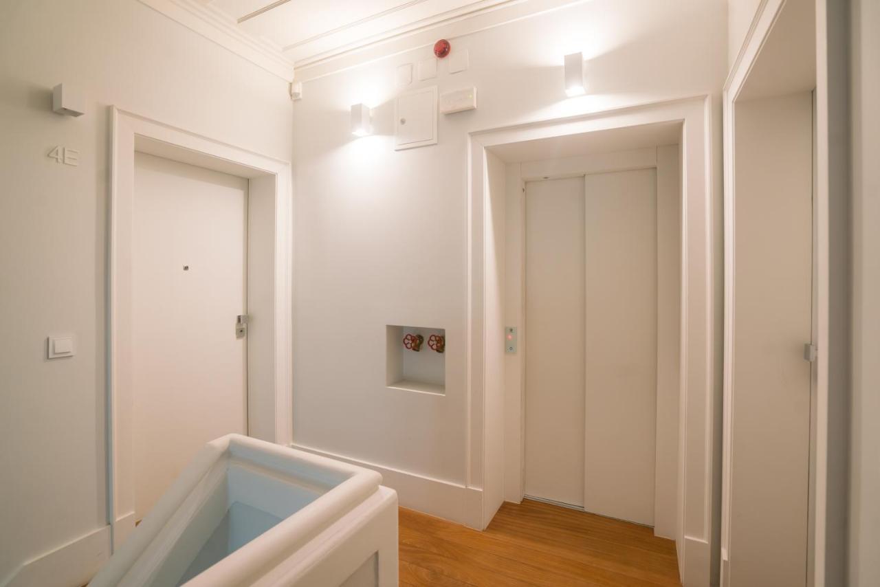 Luxury Condo In Heart Of Baixa-Chiado リスボン エクステリア 写真
